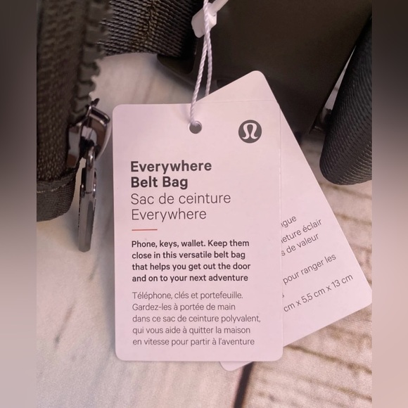 Lululemon everywhere belt bag extended discontinued - Picture 4 of 4